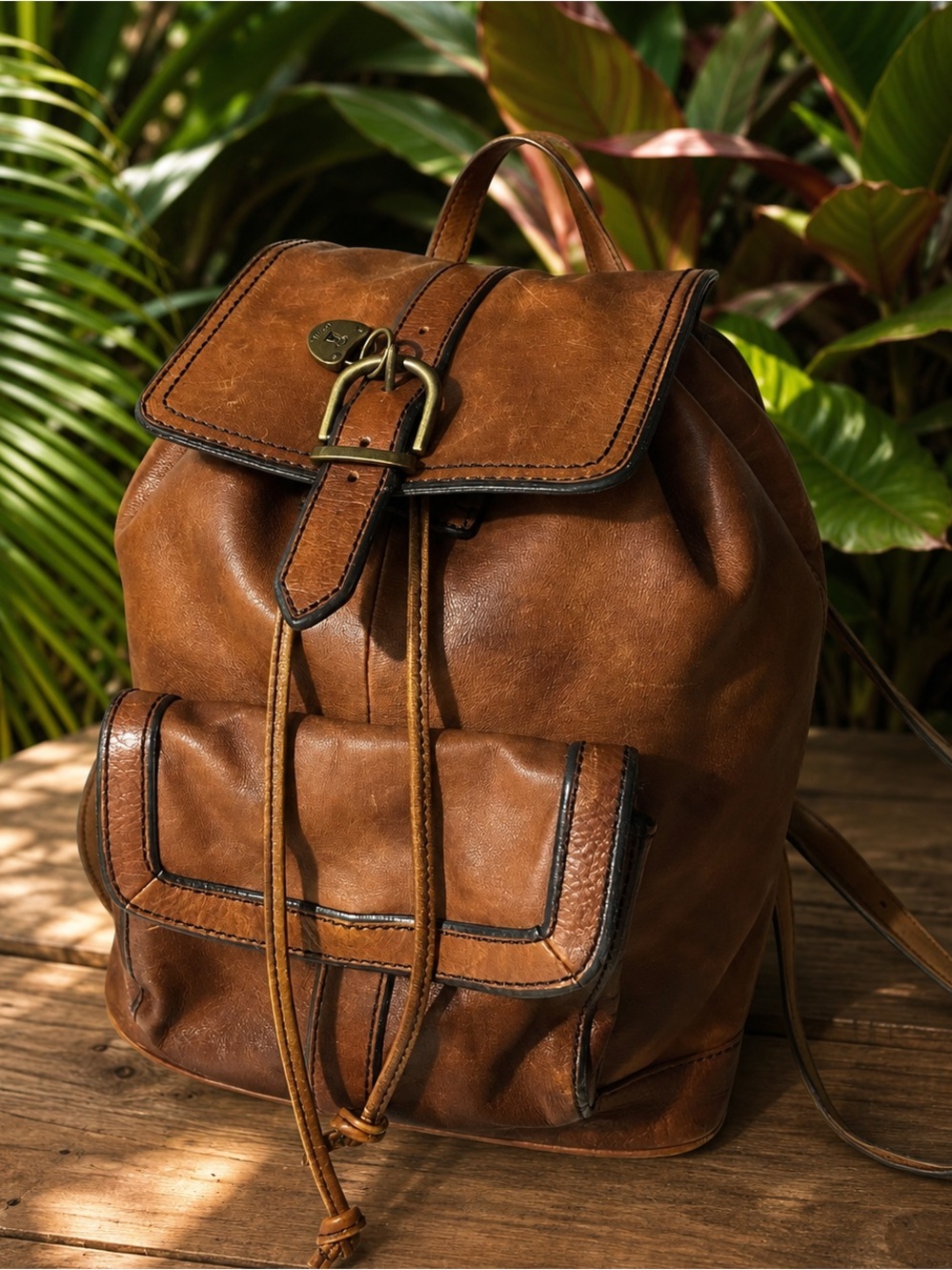 FOSSIL Vintage Reissue women's brown leather distressed backpack bag drawstring